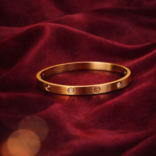 Royal Gold Screw Bracelet