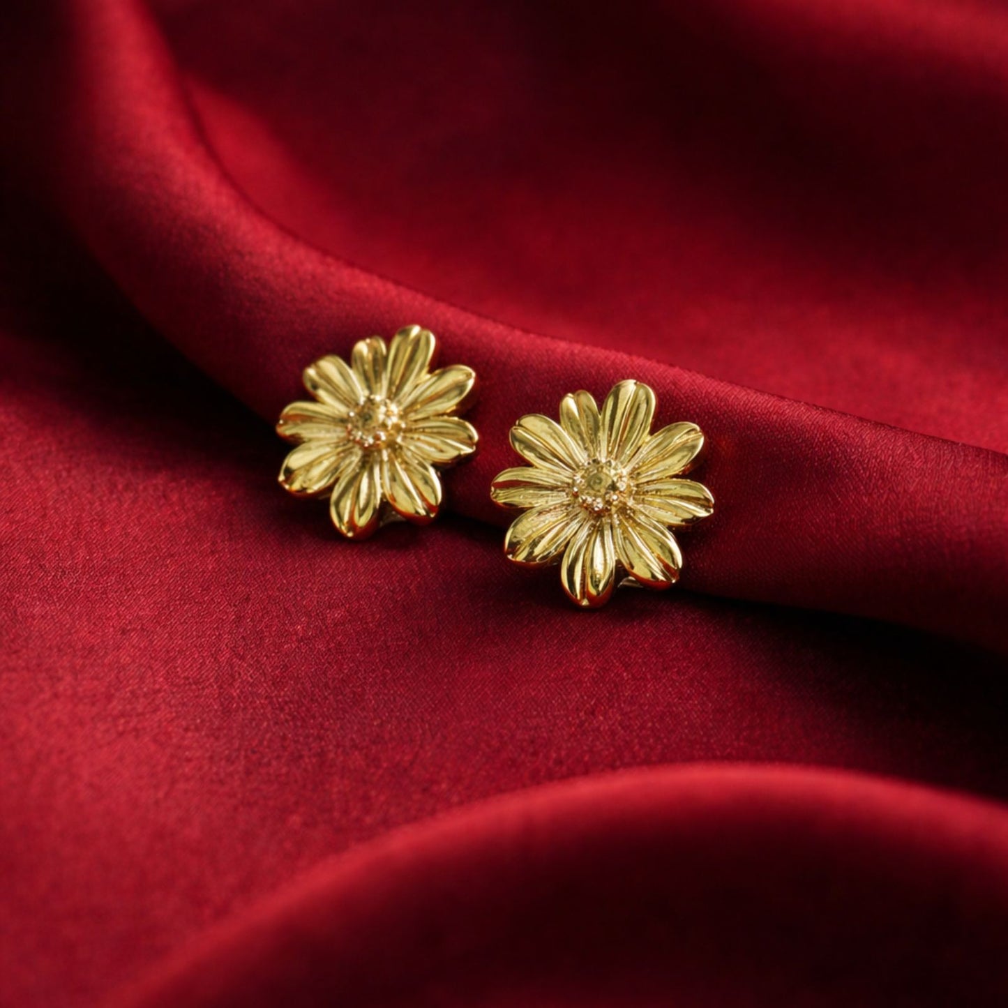 Golden Daisy Stud Earrings